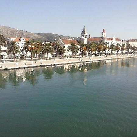 Apartment Meri Trogir Eksteriør bilde