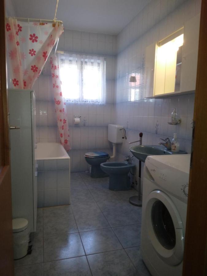 Apartment Meri Trogir Eksteriør bilde