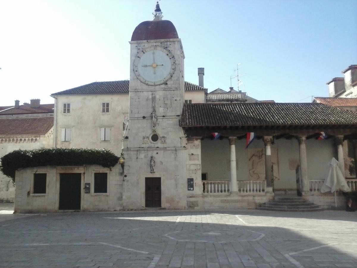 Apartment Meri Trogir Eksteriør bilde