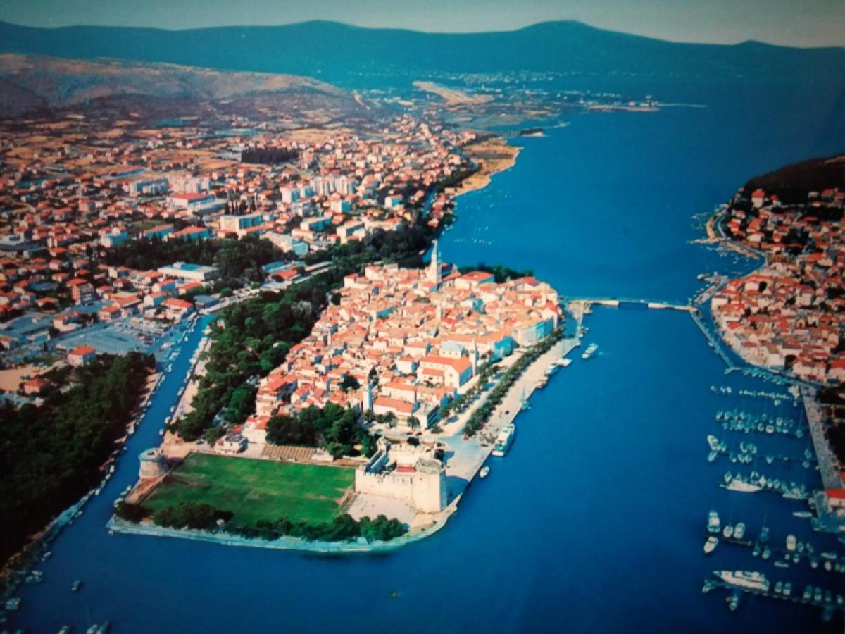 Apartment Meri Trogir Eksteriør bilde